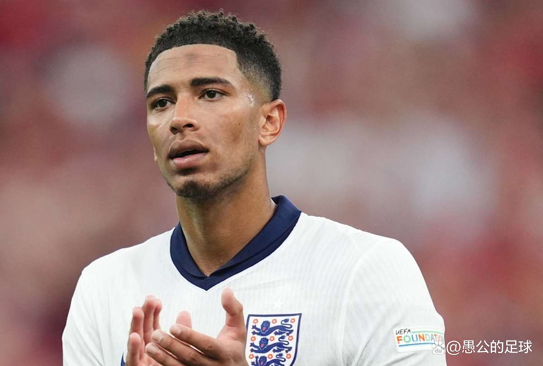 德尚在克莱枫丹问候球员：为卡马庆生、与坎特重逢