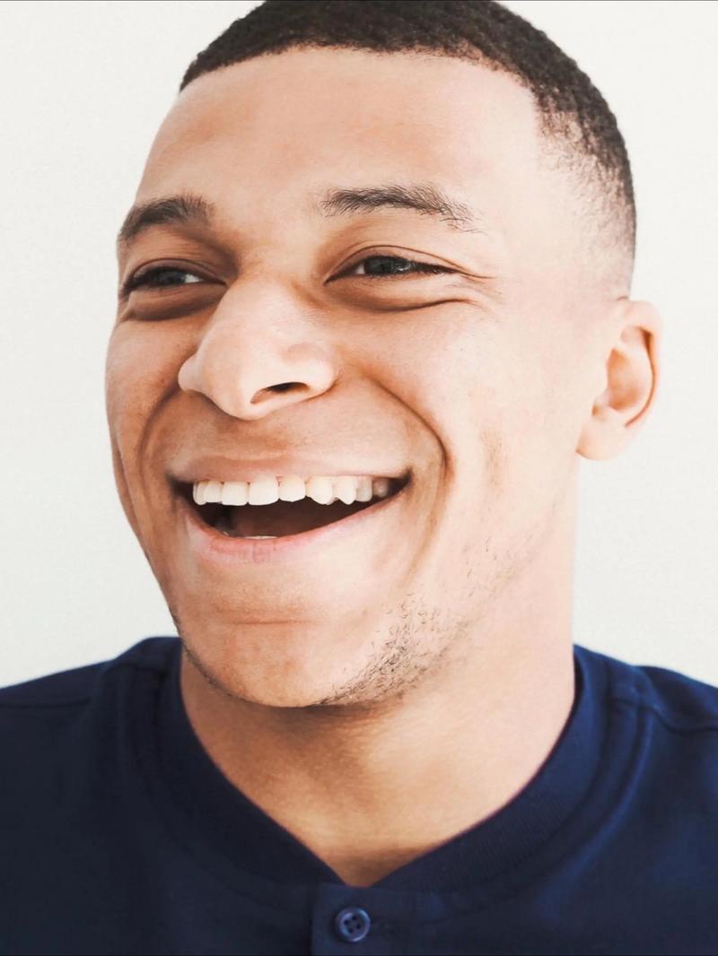 记者：萨拉赫确定不会随队出战国米，预计周六对阵布莱顿复出